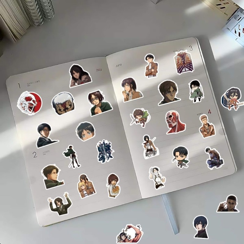 60 Pezzi Adesivi Anime Attack  - Laptop Original Accessories recensione e prezzo